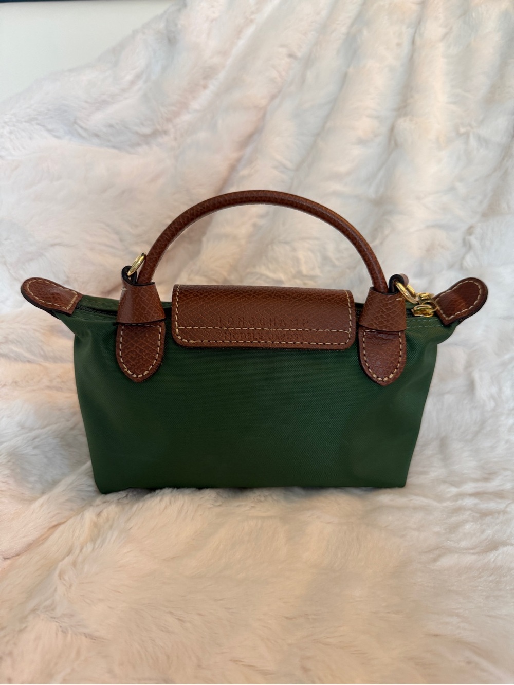 Longchamp Le Pliage Cosmetics Case in British Green - Picture 3 of 16